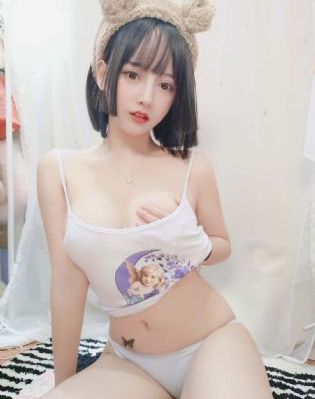 美女诱惑